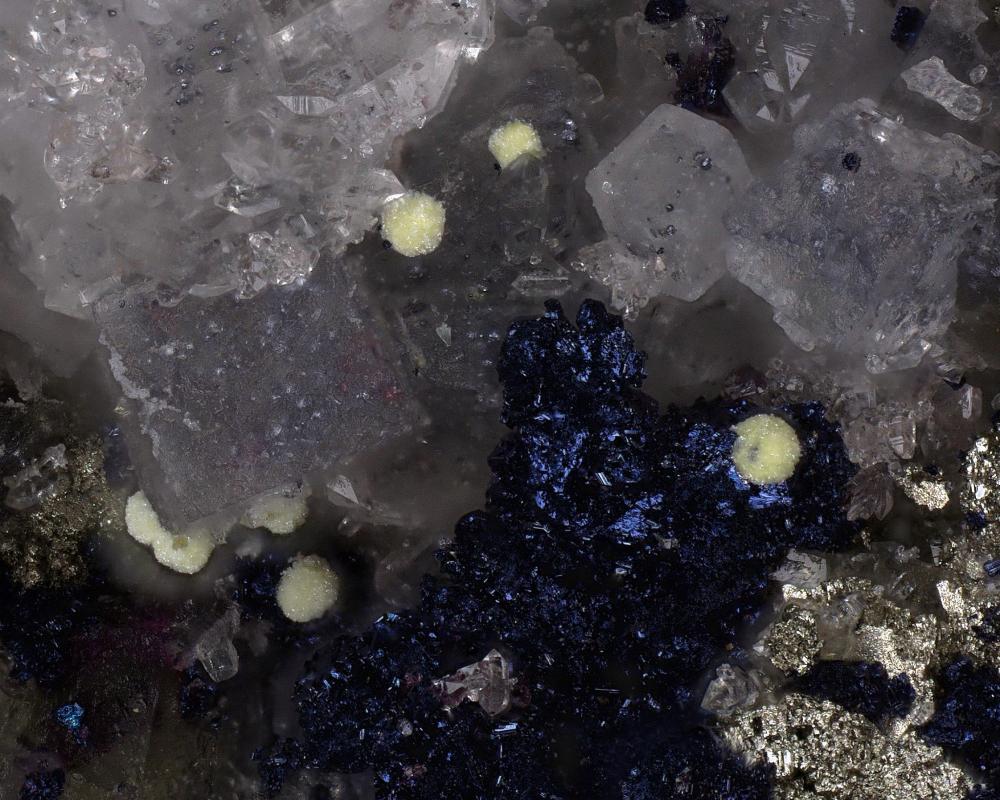 Russellite